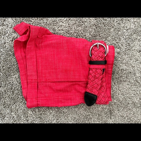 Guess Shorts Red With Belt - Picture 4 of 5